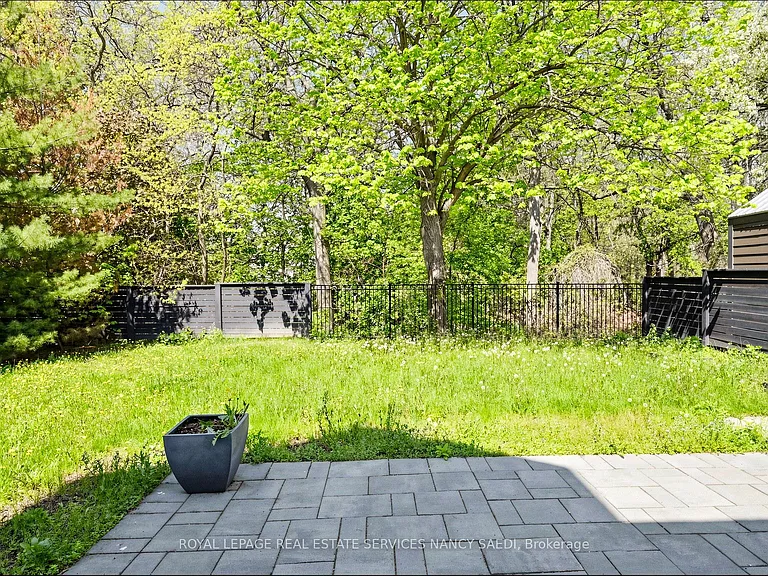 3 Oakwood Pl — Photo 39