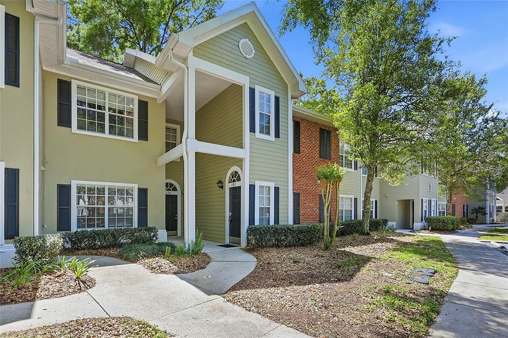 10000 SW 52nd Ave APT 6