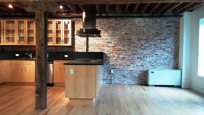 Rented by The Durst Organization | media 33