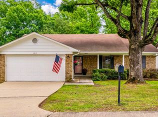 14013 High Point Dr, Little Rock, AR 72211