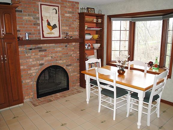 2nd image of 3171 Pine Lake Dr