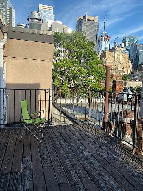 1st image of 360 W 47th St APT 4A