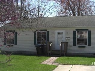 505 N Parkway Dr, Syracuse, IN 46567