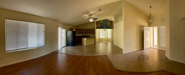 8126 W Dreyfus Dr — Photo 7
