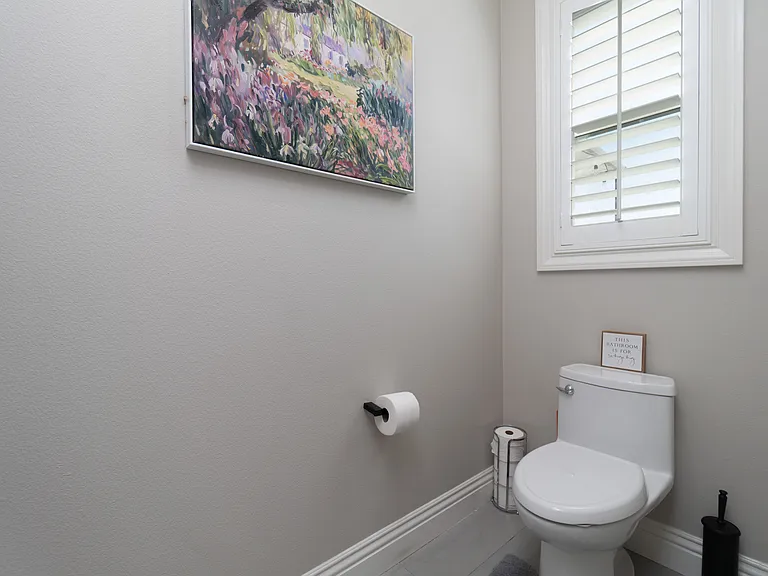 Hacienda Dr — Photo 32