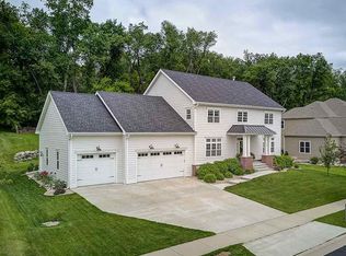 4618 Prairie Fire Ct, Deforest, WI 53532