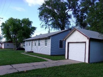 1929 Haskett Ave, Salina, KS, 67401