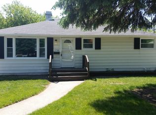 3748 Park Ave, Steger, IL 60475