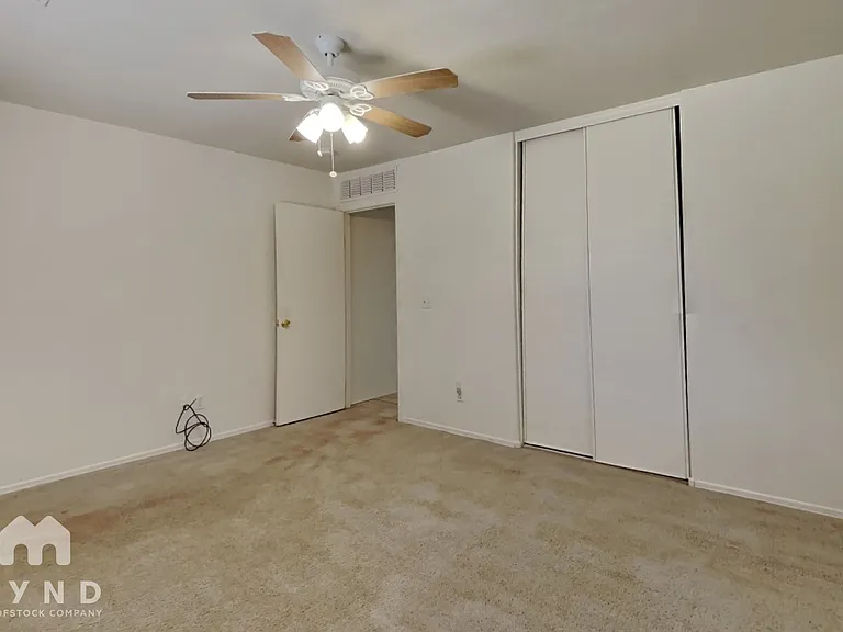 1886 E Cowboy Cove Trl — Photo 7