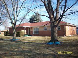 3304 Holiday Dr, Rockford, IL