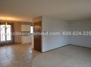 446 Eisenhower St, Monticello, WI 53570