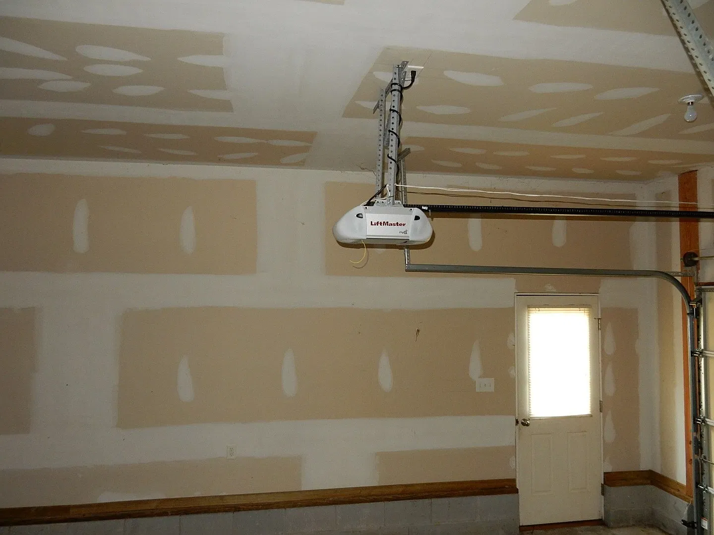 12807 Chester Grove Drive Chester VA — Photo 2