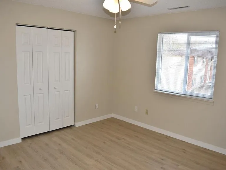6823 Western Pl — Photo 9