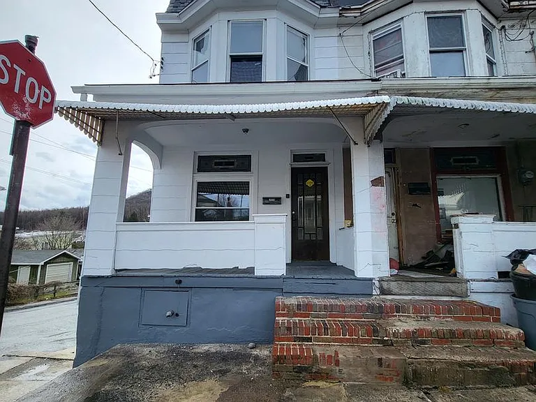 300 W Spruce St — Photo 22