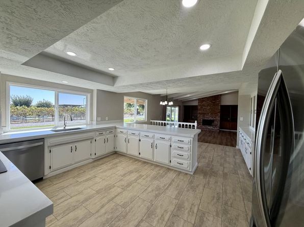 10506 Claribel Rd