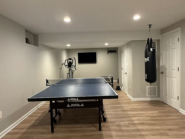 69 Renfield Dr — Photo 34
