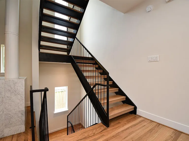 92 Dennis St #B — Photo 10
