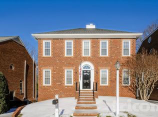 6013 Rittenhouse Rd, Winston Salem, NC 27104