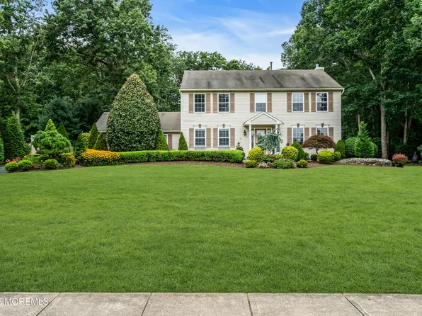 10 Cottonwood Drive, Jackson, NJ 08527