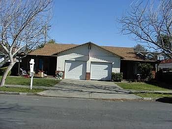 1st image of 992 Zarick Dr