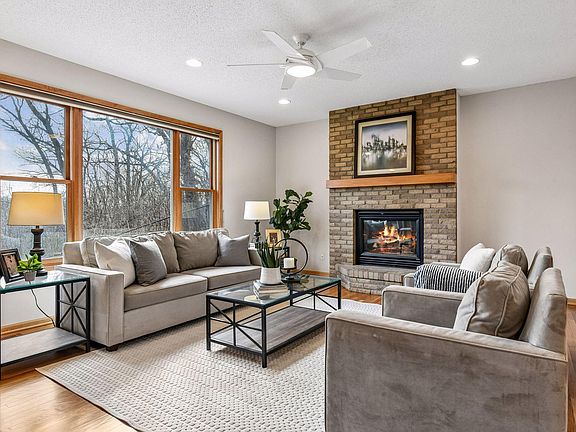3rd image of 5131 Baker Rd