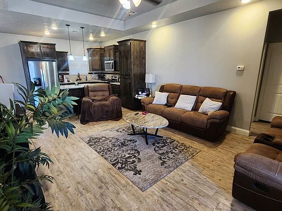 2nd image of 209 Non Pareil Ln