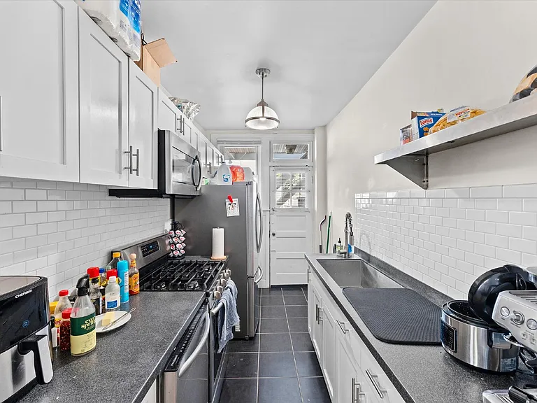 4 S Vine St #2 — Photo 11