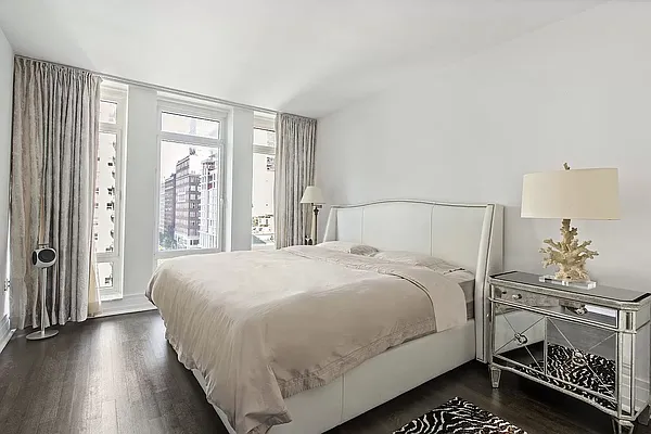 Rented by Compass | media 12