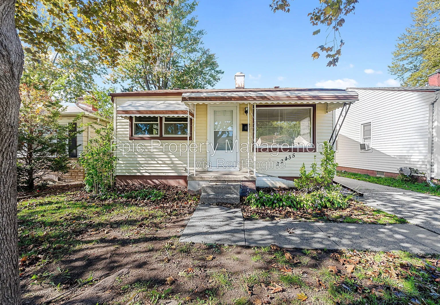 3 bed, 1.0 bath, $1,525 — Photo 1