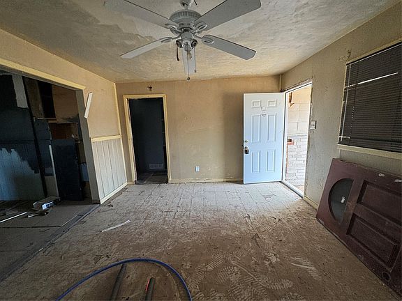 2nd image of 1503 E 8th St