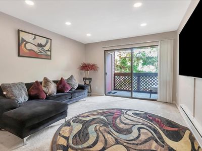 1082 Yarwood Ct, San Jose, CA, 95128