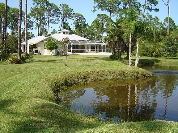 REAR OF HOME