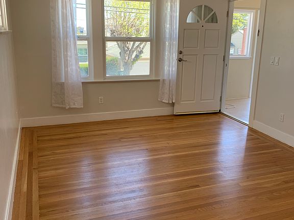 4th image of 177 Acacia Ave