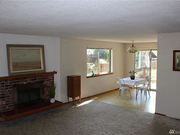 5th image of 12624 109th Avenue Ct E