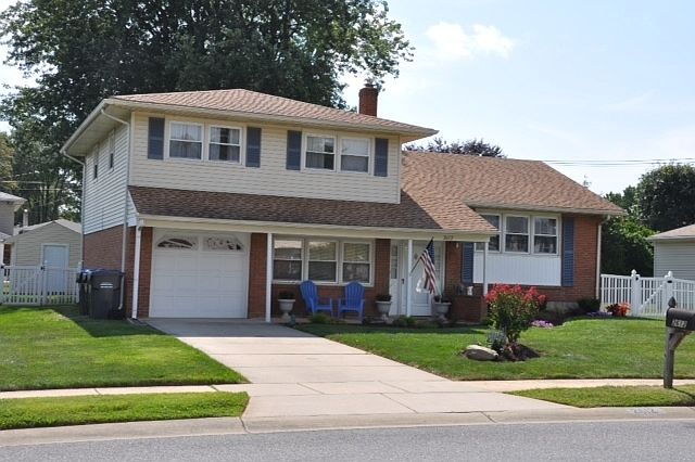 1st image of 2612 Drayton Dr