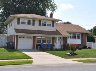 2612 Drayton Dr, Wilmington, DE