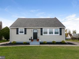 208 Tansboro Rd, Berlin, NJ 08009