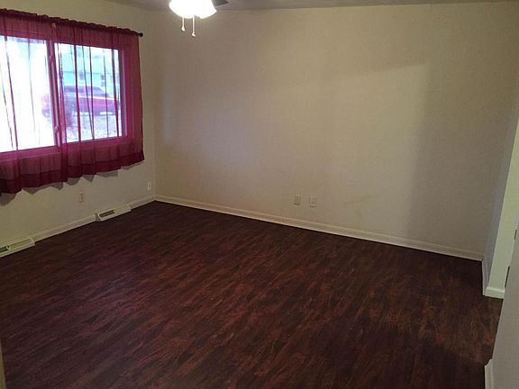 4th image of 917 Shartel Dr