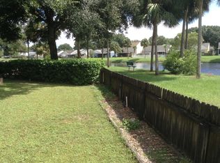 10704 Wingate Dr, Tampa, FL 33624