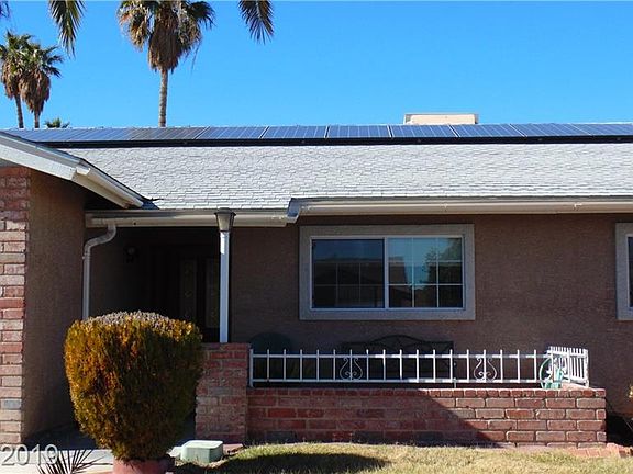 4th image of 1712 Stoneybrook Dr