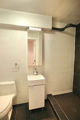 Rented by Vertical Real Estate LLC | media 8