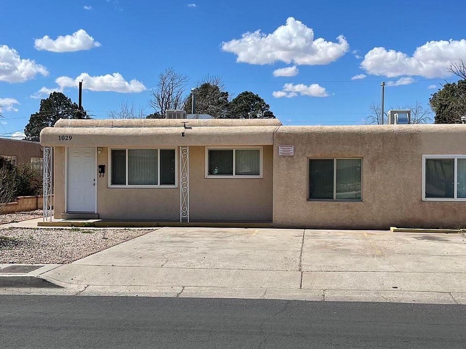 1st image of 1029 Palomas Dr SE #A-d