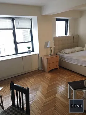 Rented by Bond New York | media 18