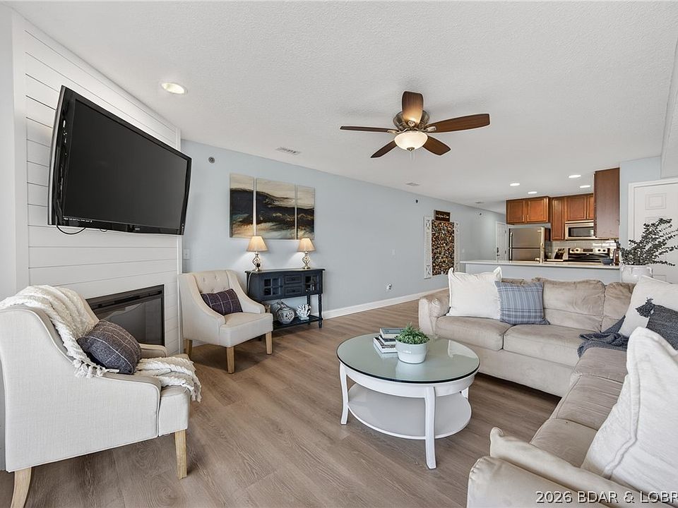 1st image of 1481 Ledges Dr Unit 211