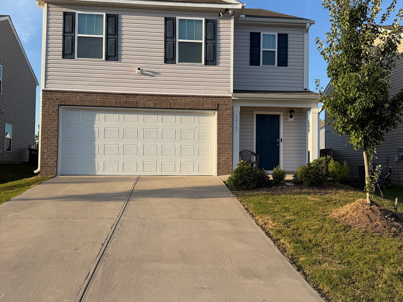 5 bed, 2368 sqft, $3,000 — Photo 1