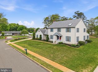 1 Moss View Ln, Hammonton, NJ 08037
