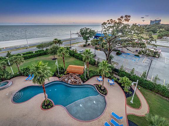 2nd image of 2668 Beach Blvd