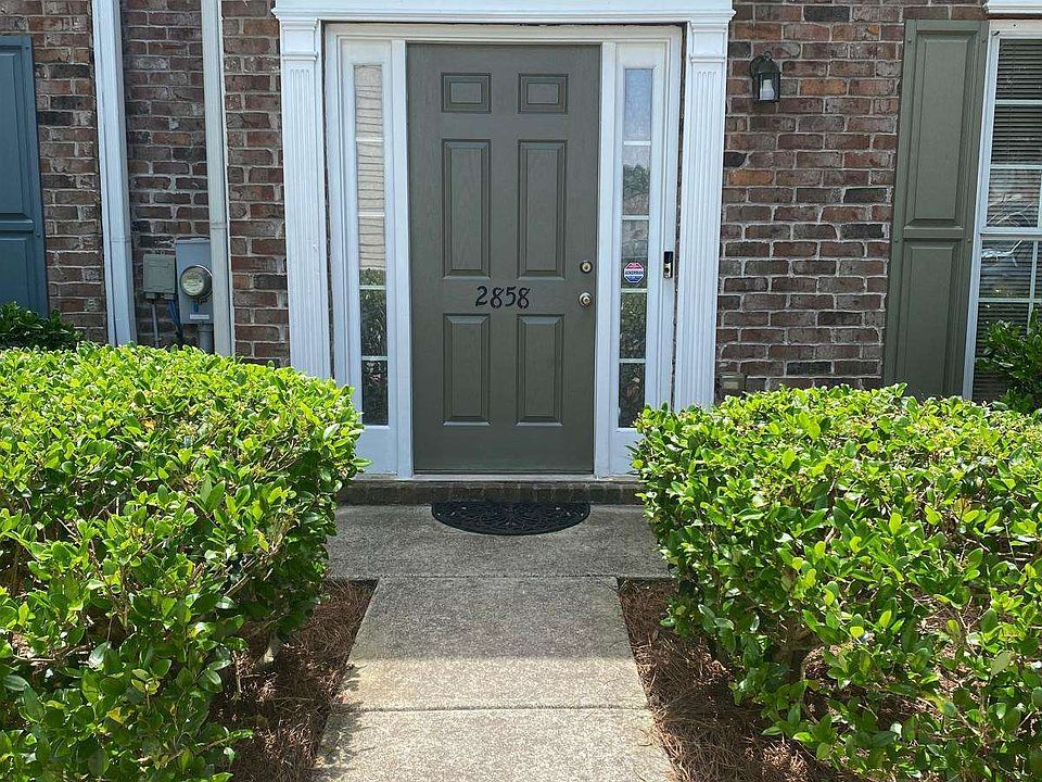 1st image of 2858 Parkway Close
