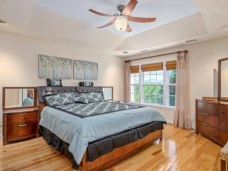 46180 Aisquith Ter — Photo 30