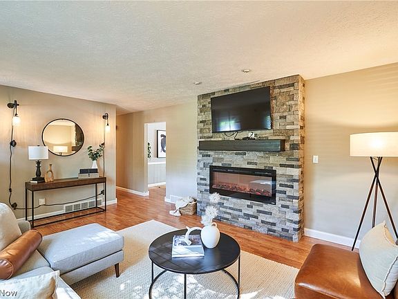 5th image of 2808 Lynne Rd